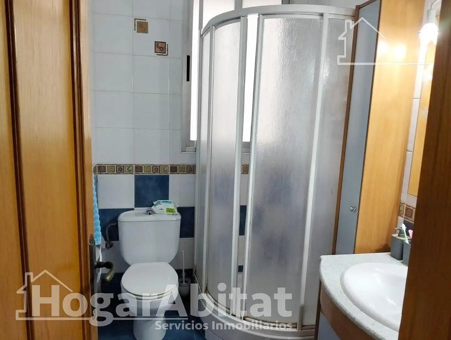 Bathroom of Flat for sale in Algemesí  with Air Conditioner, Heating and Terrace