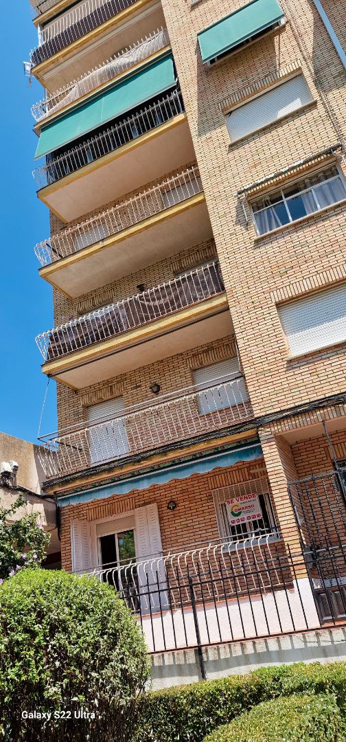 Vista exterior de Pis en venda en El Tiemblo  amb Jardí privat i Terrassa