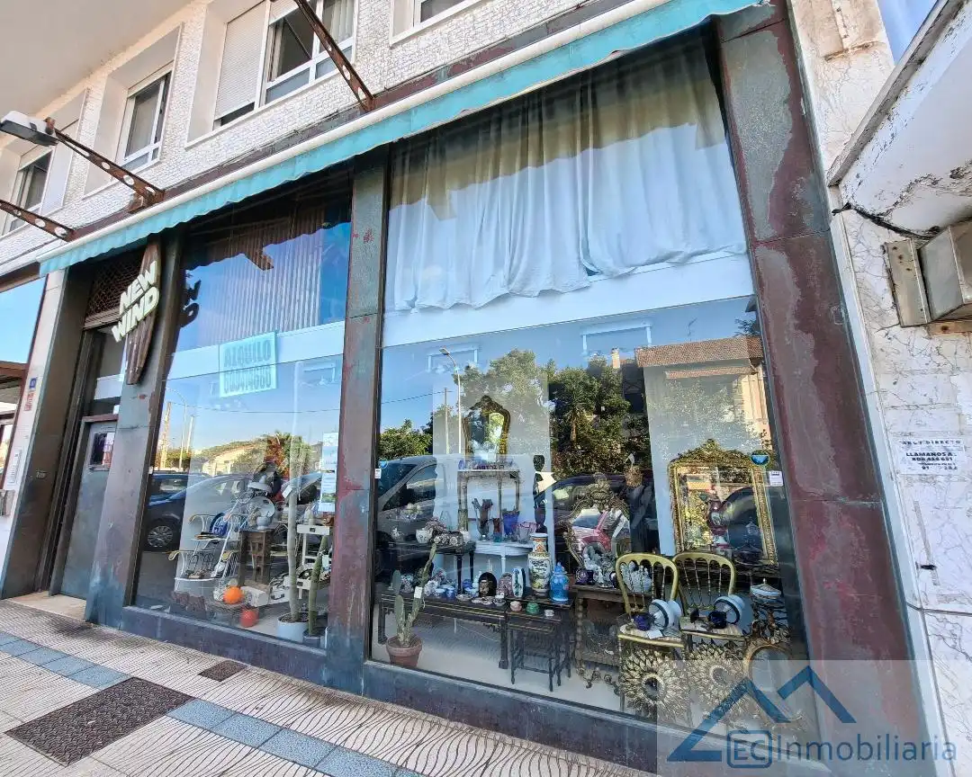 Business premises for sale in Marques de Comillas, imagen 2