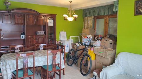 Foto 3 de Piso en venta en De Joaquim Viola Lafuerza, La Seu d'Urgell, Lleida