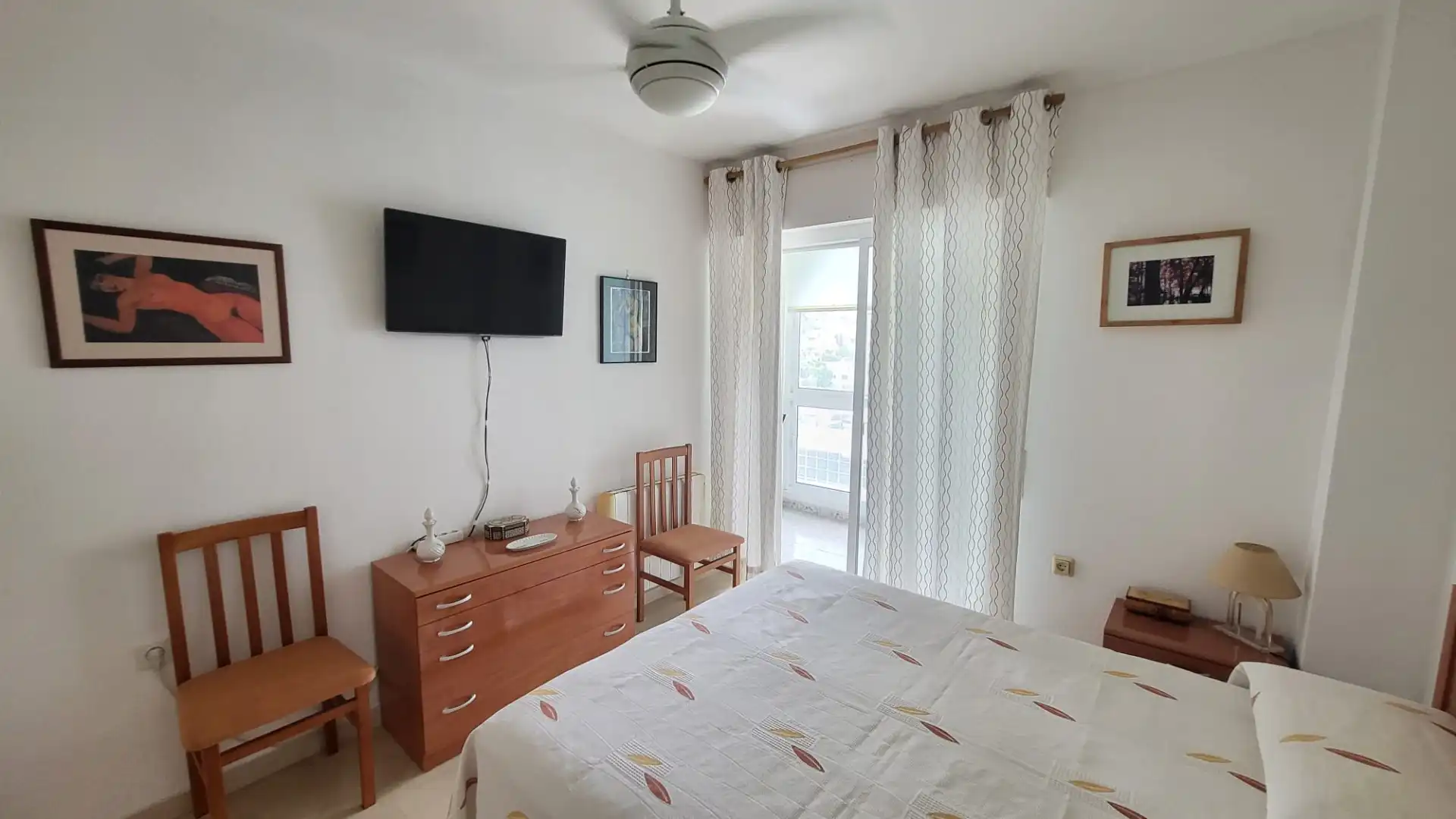 Bedroom of Flat for sale in Rincón de la Victoria  with Terrace, Furnished and Washing machine