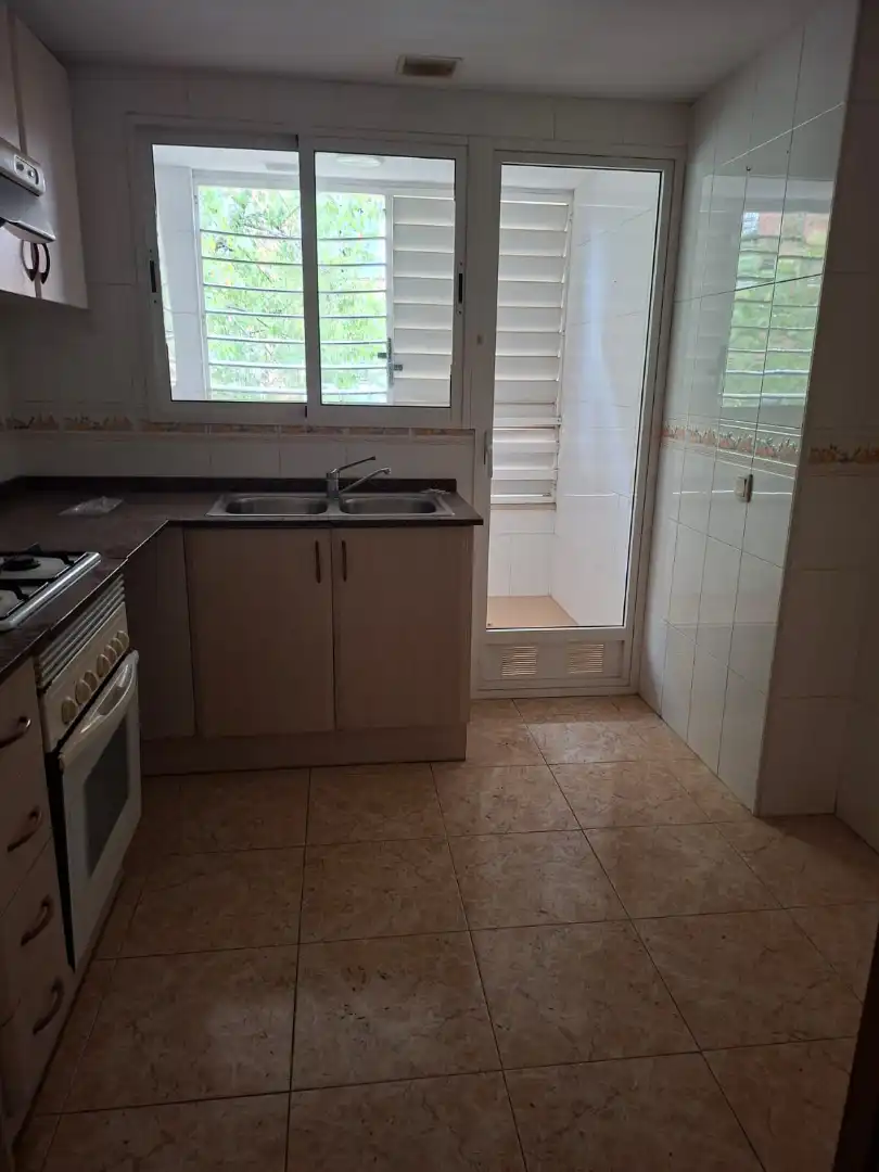 Piso en venta en Carrer Amics del Corpus, 17, Barrio de Benicalap