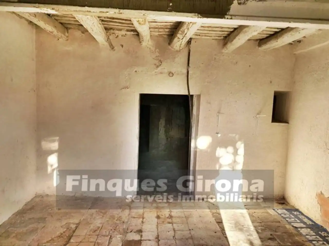 Houses for sale in Quart  with Private garden