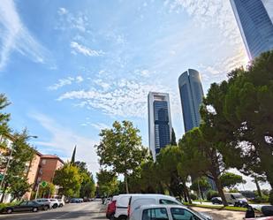 Exterior view of Flat to rent in  Madrid Capital  with Air Conditioner