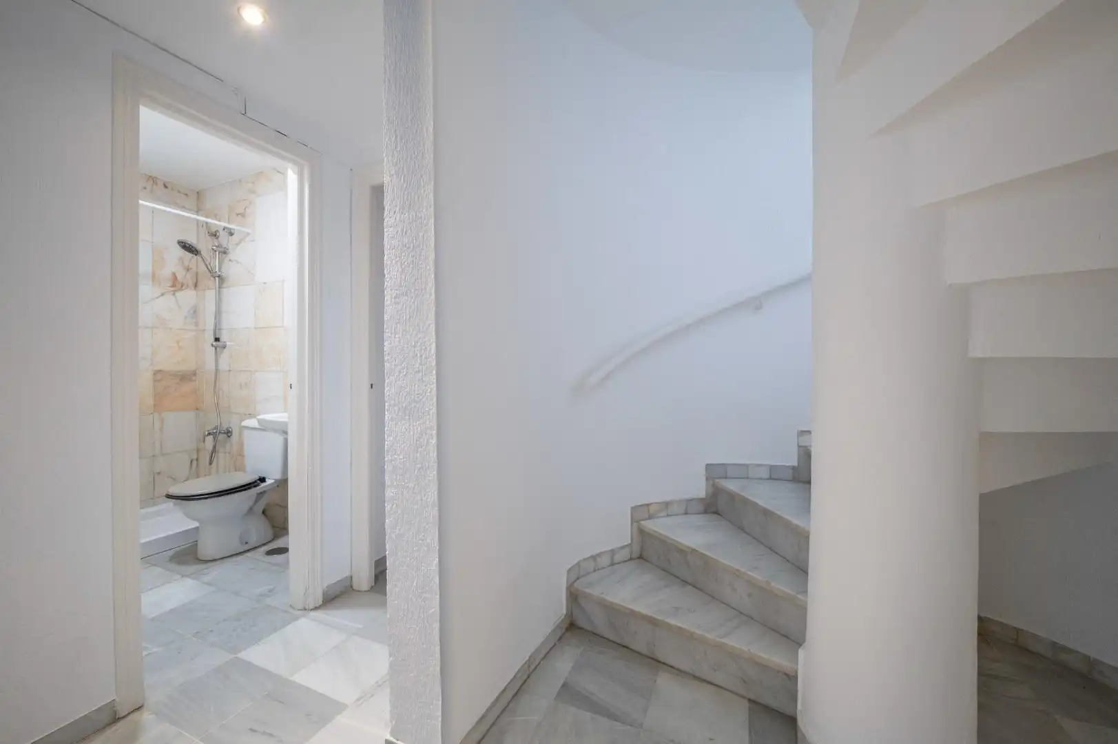 Casa adosada en venta en Granada con Aire acondicionado y Calefacción