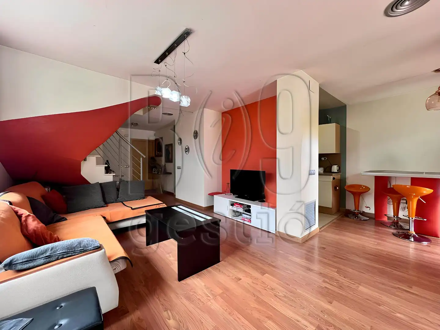 Sala d'estar de Casa adosada en venda en Perafort amb Aire condicionat, Calefacció i Jardí privat