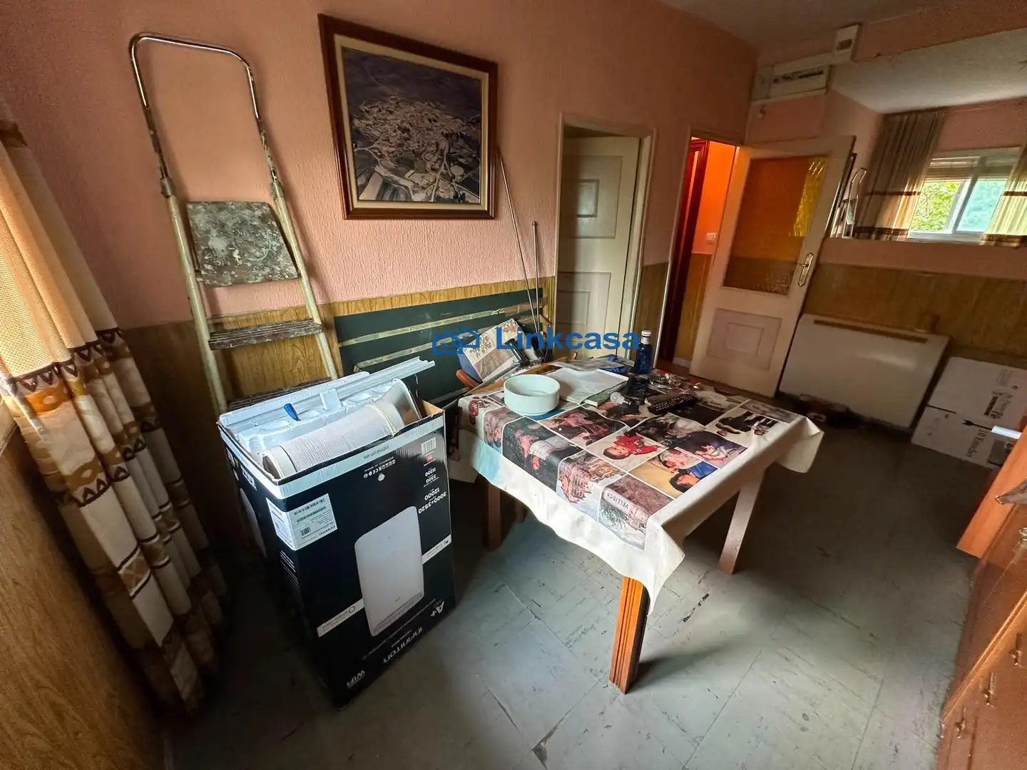 Flat for sale in Madrid  with Heating and Alarm