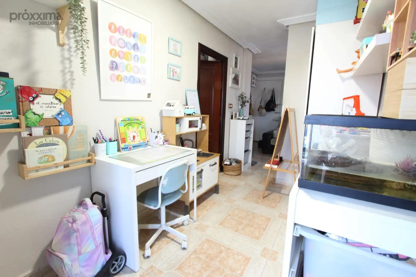 Bedroom of Flat for sale in Sevilla  with Air Conditioner and Balcony