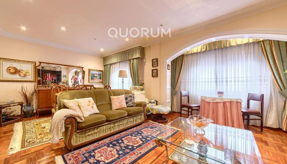 Foto 1 de Pis en venda a Centro - Ariz - Uribarri, Bizkaia