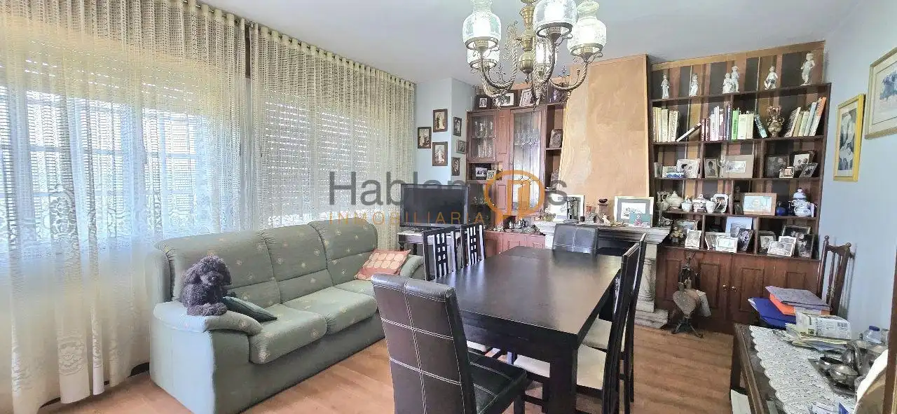 Sala de estar de Piso en venta en Vilagarcía de Arousa con Calefacción, Terraza y Trastero