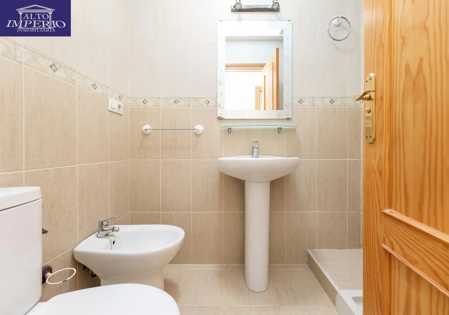 Terraced house with terrace for sale in San Antón, imagen 23