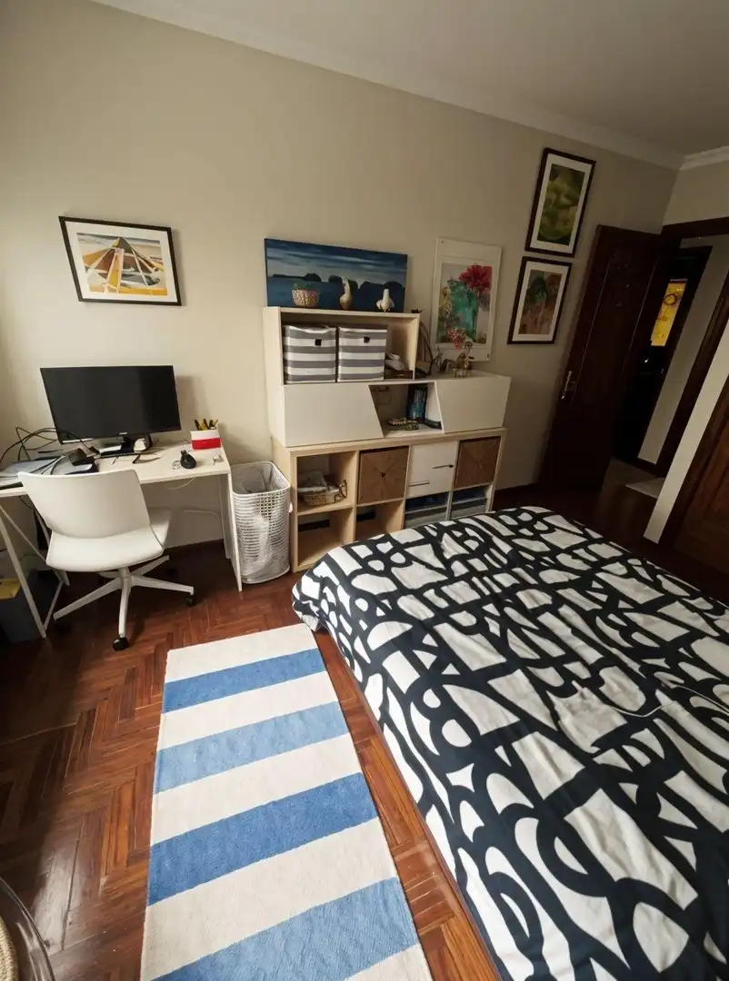Habitación de Piso en venta en Vigo  con Calefacción, Jardín privado y Trastero