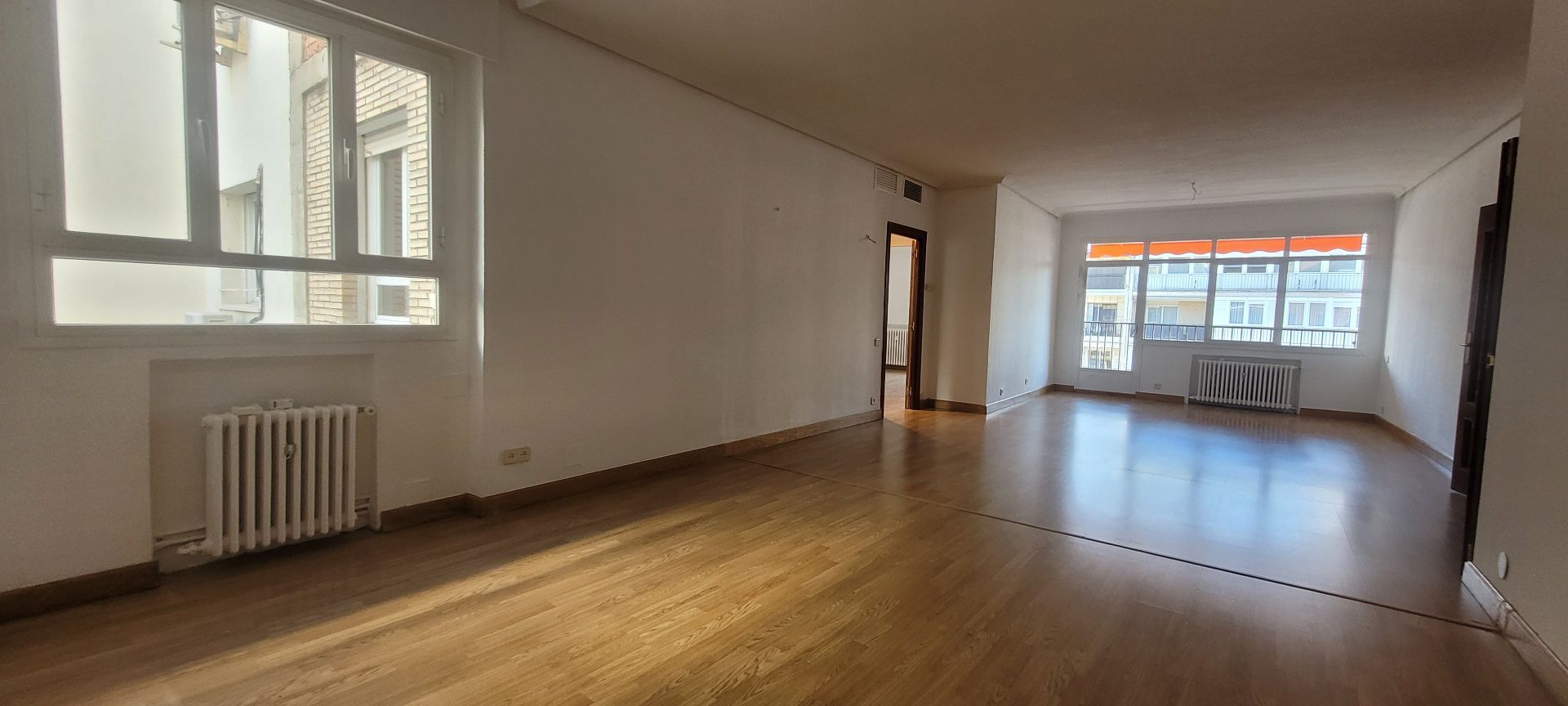 Sala d'estar de Pis de lloguer en  Madrid Capital amb Aire condicionat, Calefacció i Terrassa