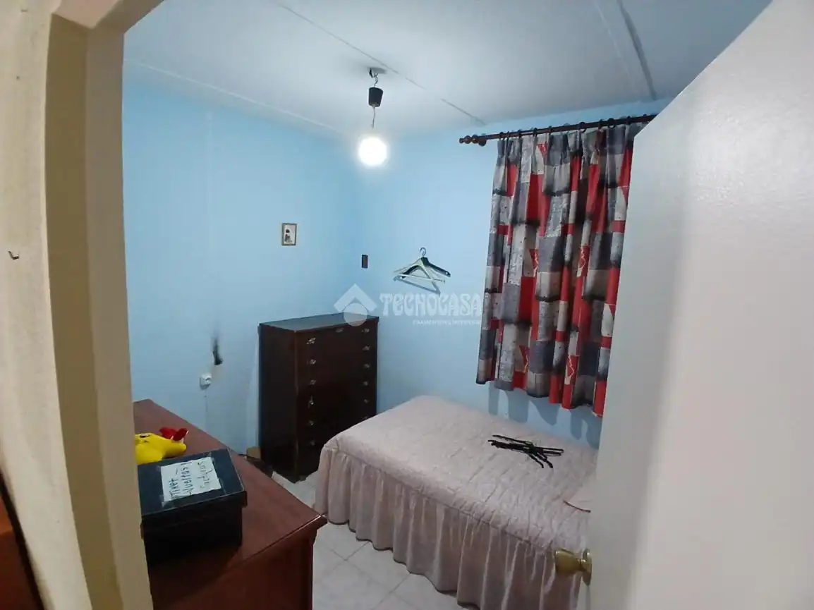 Dormitori de Casa o xalet en venda en Badajoz amb Aire condicionat i Terrassa