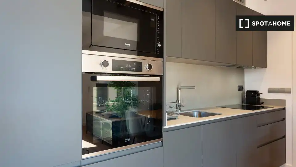 Flat with terrace to rent in Ciutat Vella, imagen 9