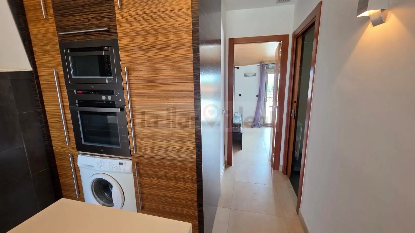 Kitchen of Flat for sale in Sant Esteve Sesrovires  with Air Conditioner, Heating and Terrace