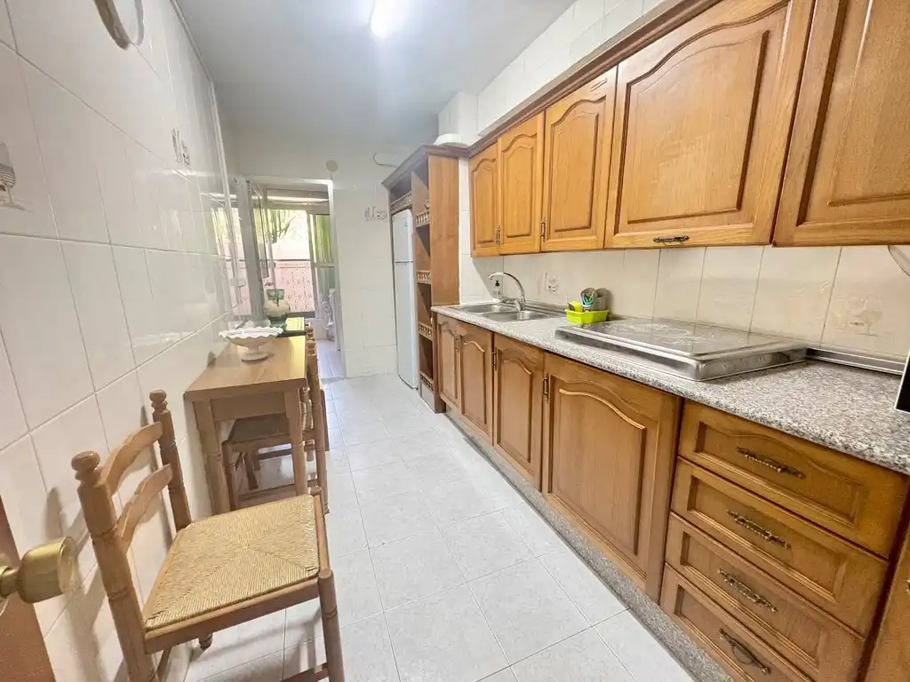 Kitchen of Flat for rent in Córdoba  with Balcony
