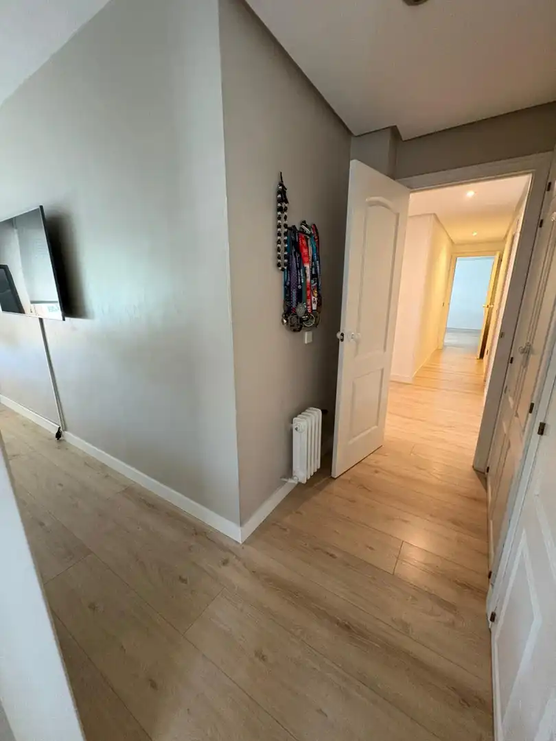 Wohnung zum Verkauf in Madrid mit Heizung, Abstellraum und Gemeinschaftspool
