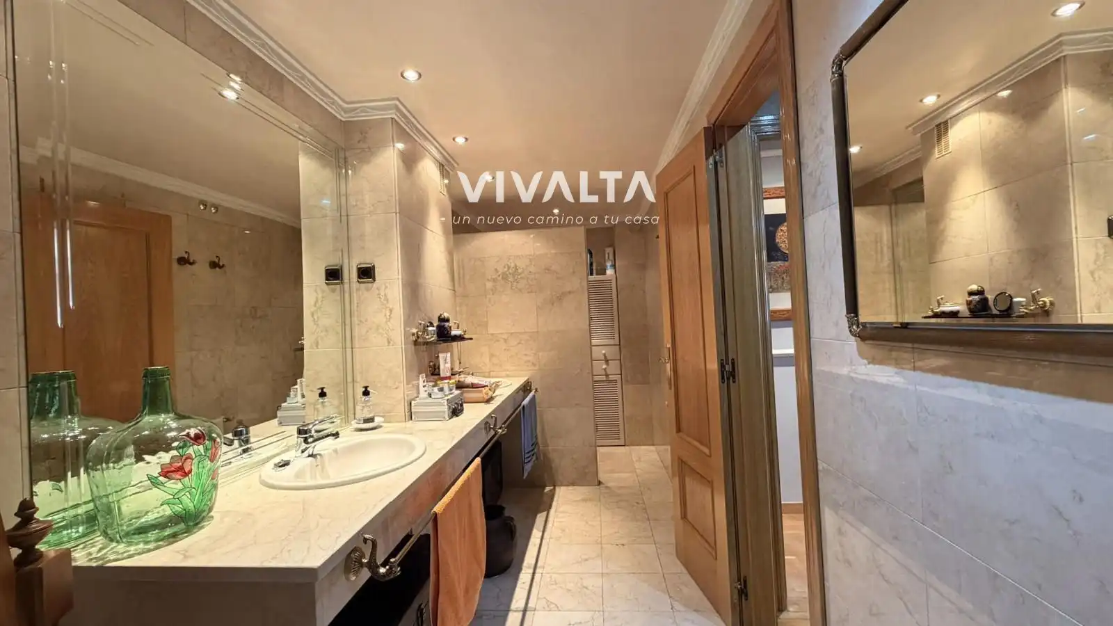 Baño de Dúplex en venta en Madrid con Aire acondicionado, Calefacción y Terraza