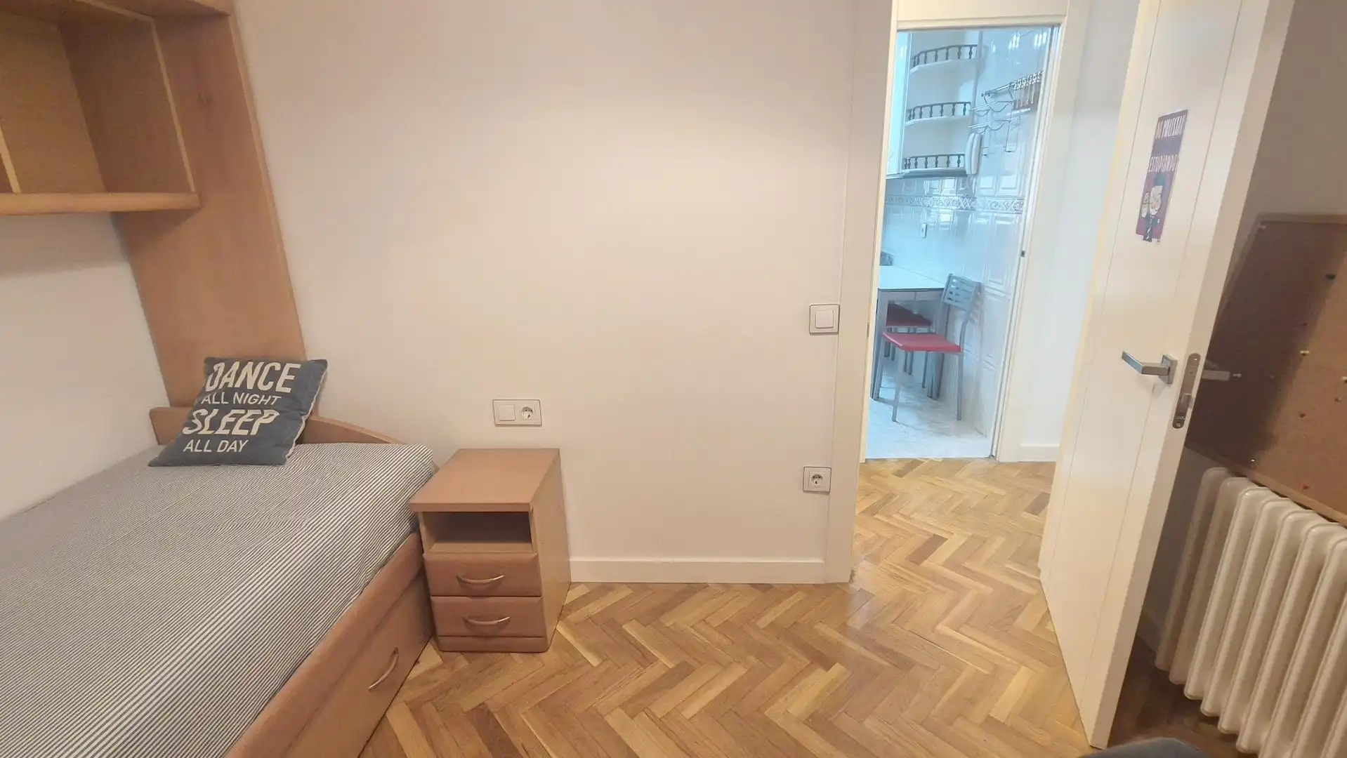 Habitación de Piso de alquiler en Salamanca con Calefacción, Parquet y Amueblado