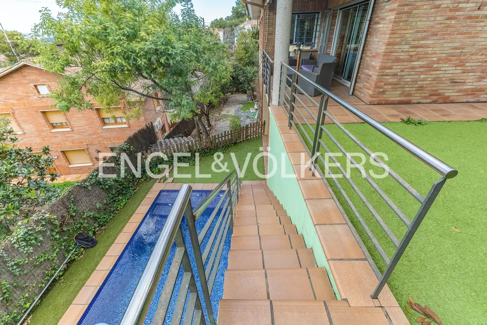 Balcony of Houses for sale in Sant Cugat del Vallès  with Air Conditioner, Heating and Private garden