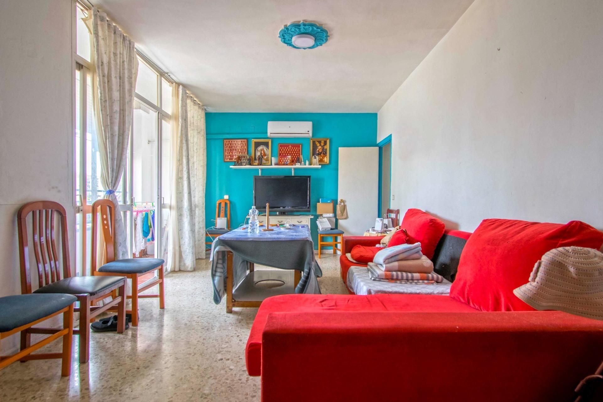 Sala d'estar de Dúplex en venda en  Sevilla Capital amb Terrassa i Balcó