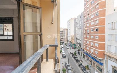 Vista exterior de Pis en venda en  Almería Capital amb Aire condicionat i Terrassa