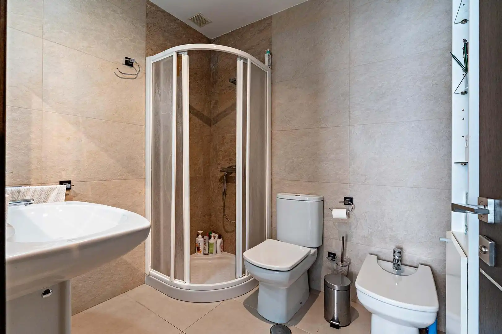Baño de Piso en venta en El Ejido con Aire acondicionado, Calefacción y Terraza
