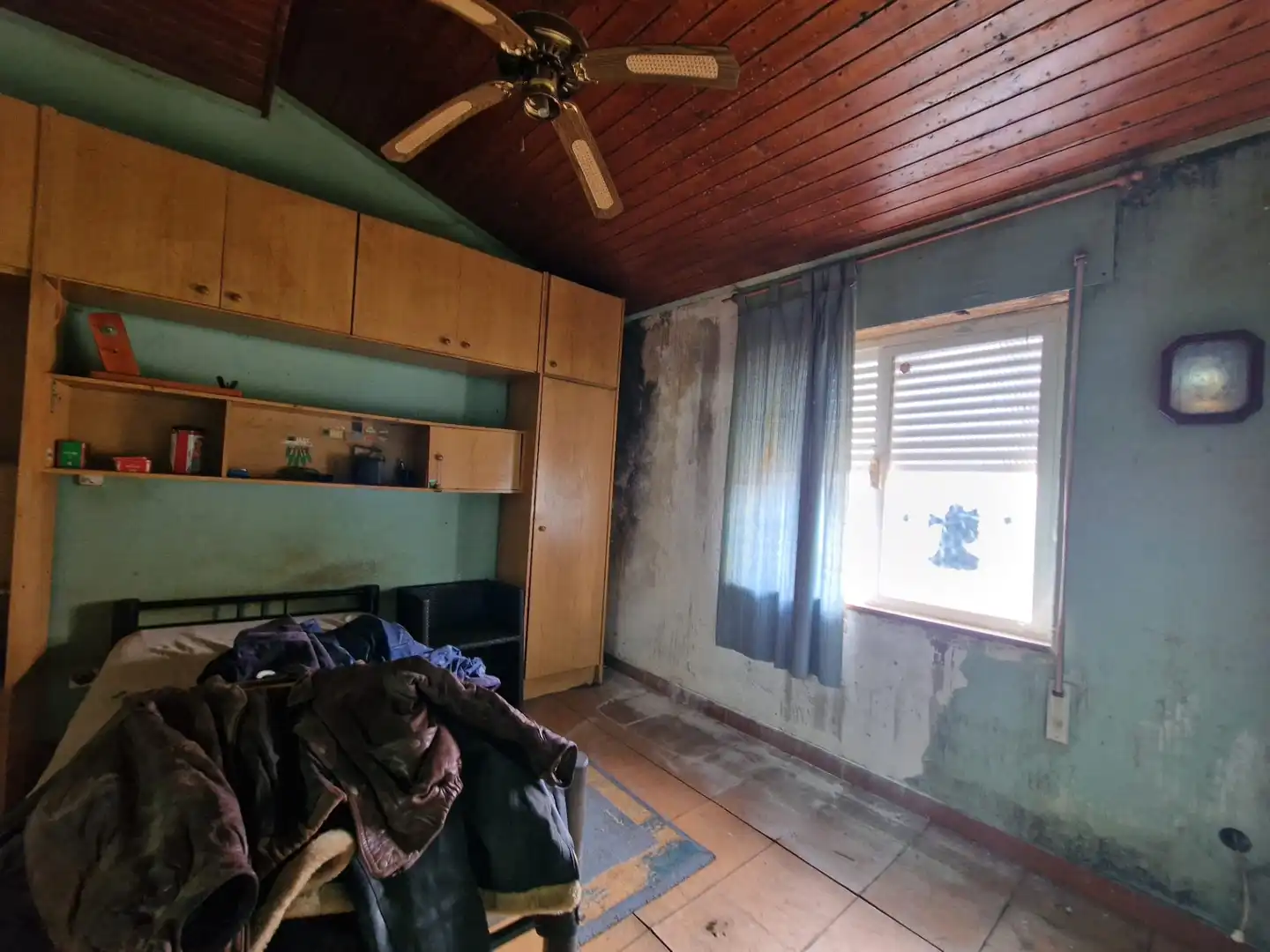 Schlafzimmer von Einfamilien-Reihenhaus zum Verkauf in Santander