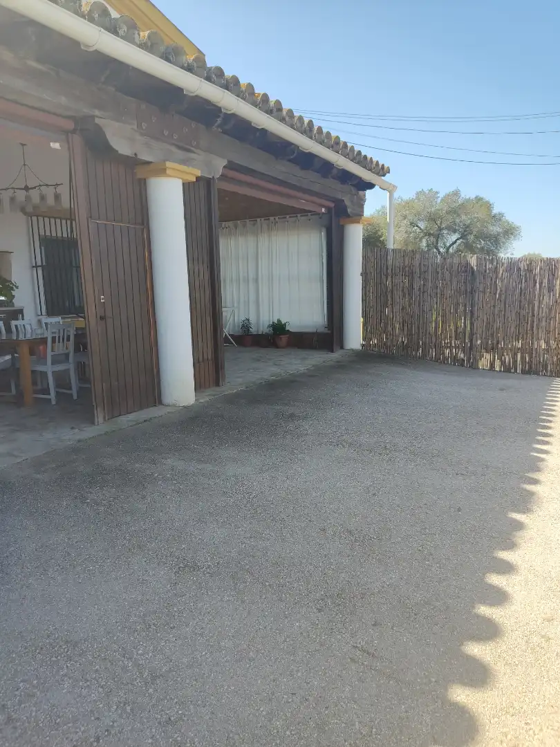 Aparcament de Edifici en venda en Benalup-Casas Viejas amb Piscina comunitària