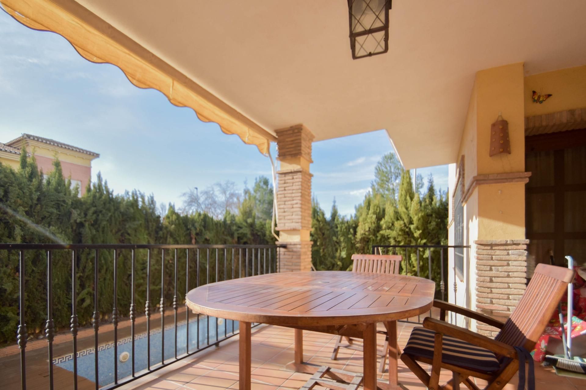 Terrassa de Casa o xalet en venda en Maracena amb Calefacció, Jardí privat i Terrassa