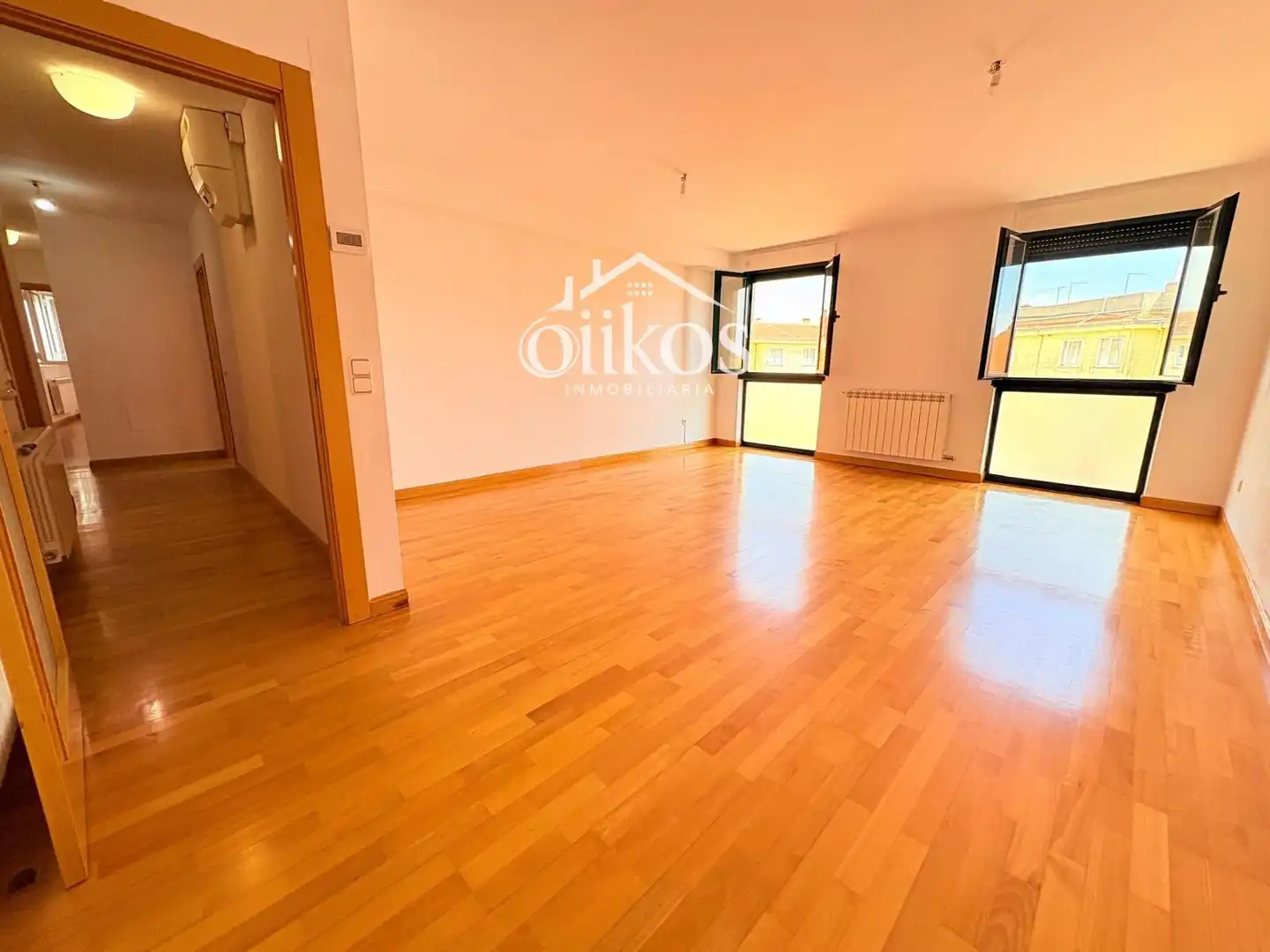 Flat with lift for sale in Villares de la Reina, imagen 3