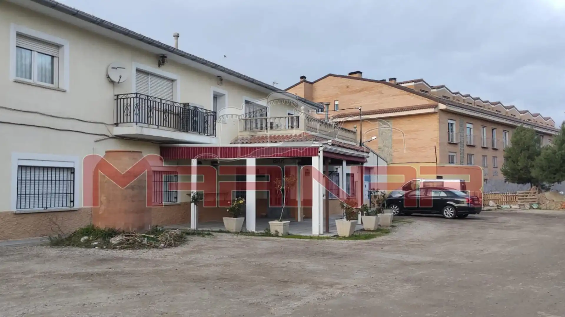 Vista exterior de Edificio en venta en Yeles