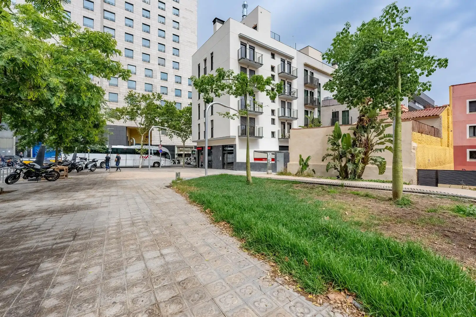 Vista exterior de Piso en venta en Barcelona con Aire acondicionado, Calefacción y Parquet