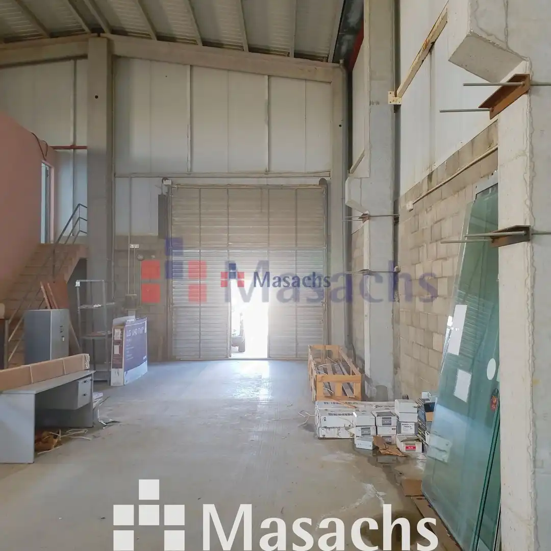 Nave industrielle à louer à Forallac, imagen 3