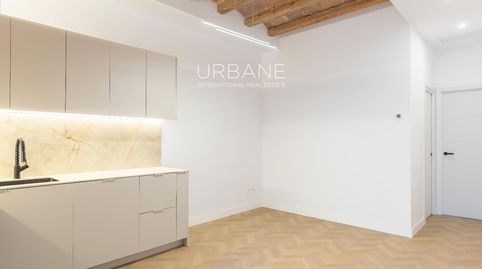 Espectacular Piso en Gràcia con Terraza Privada de 33m, image 3
