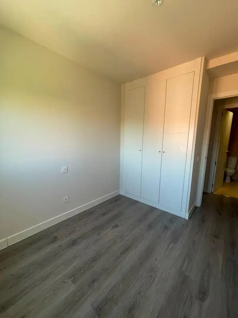 Habitación de Ático de alquiler en Alcalá de Henares con Aire acondicionado, Calefacción y Jardín privado