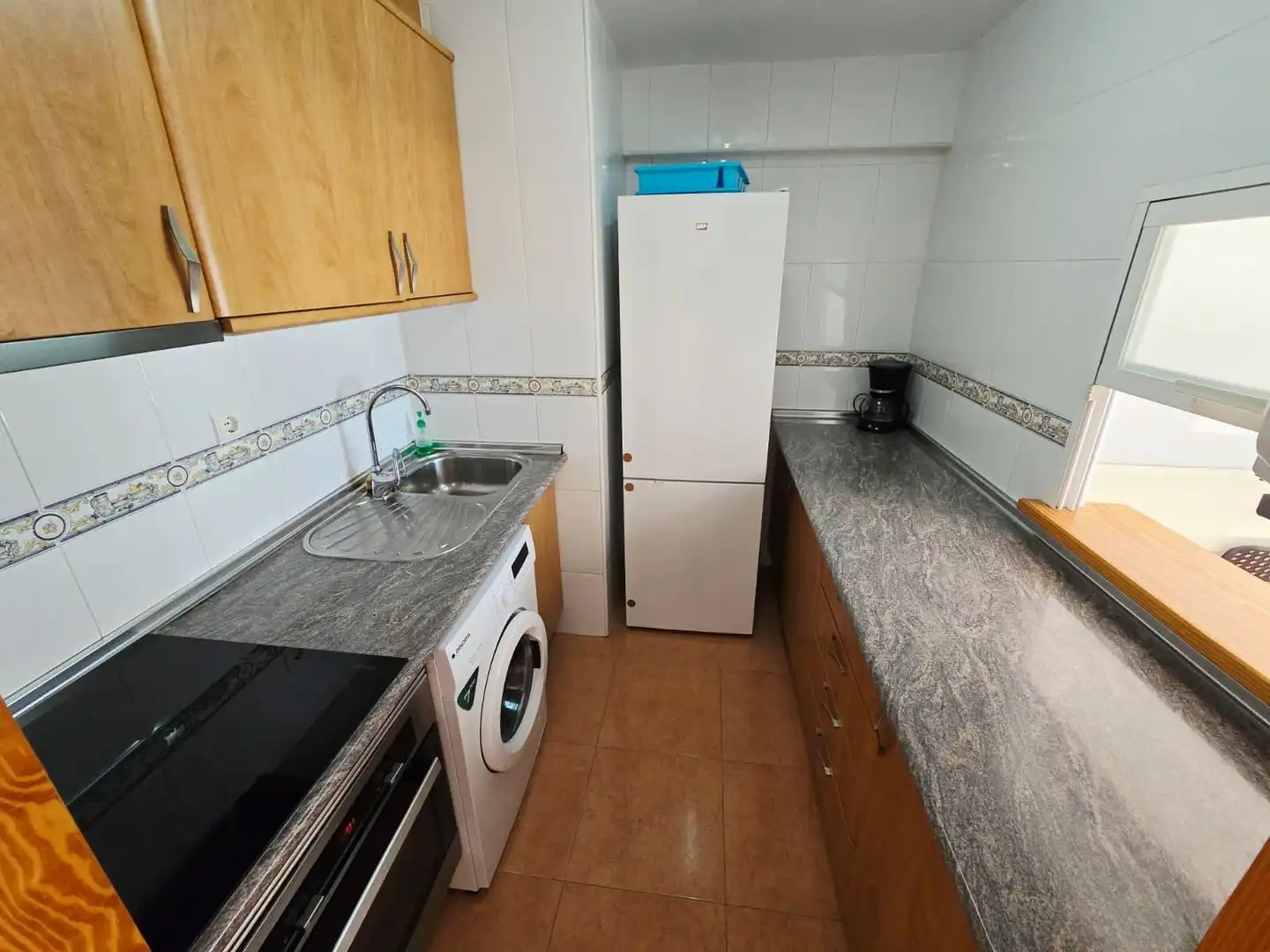 Cuina de Apartament en venda en Benidorm amb Aire condicionat, Moblat i Piscina comunitària
