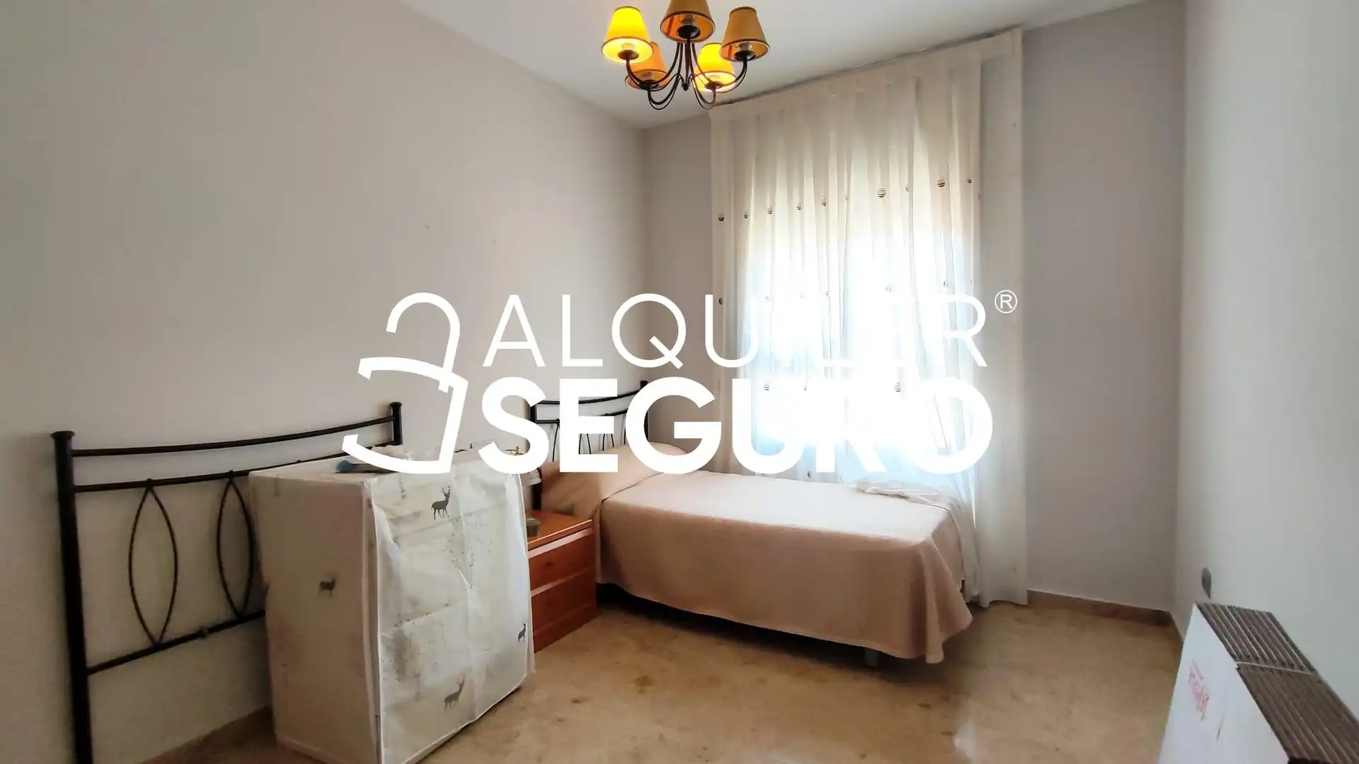Bedroom of Flat for rent in Torrent  with Air Conditioner, Terrace and Storage room