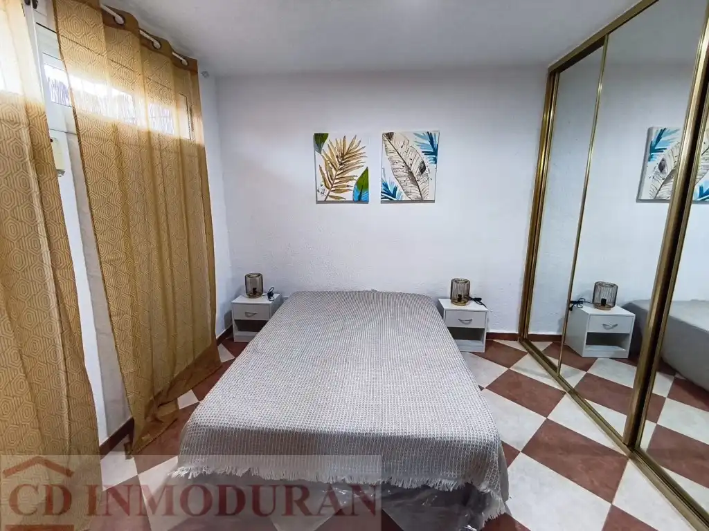 Schlafzimmer von Dachboden zum Verkauf in Alicante / Alacant