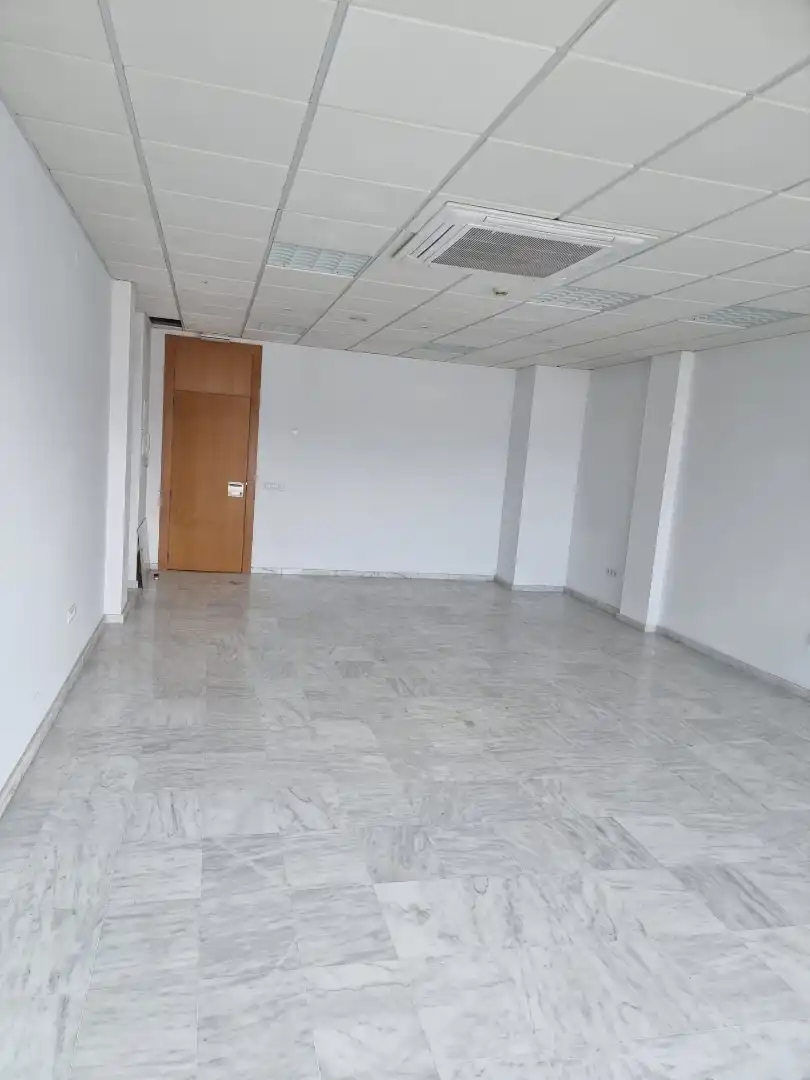 Office space with lift to rent in Pisa, imagen 8