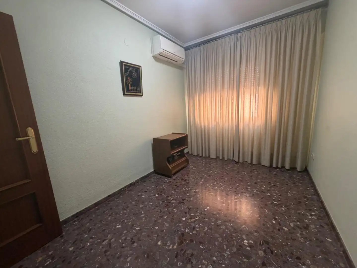 Bedroom of Houses for sale in Llíria  with Air Conditioner, Terrace and Storage room