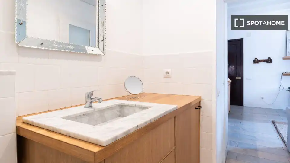 Flat with terrace to rent in Sant Martí, imagen 19