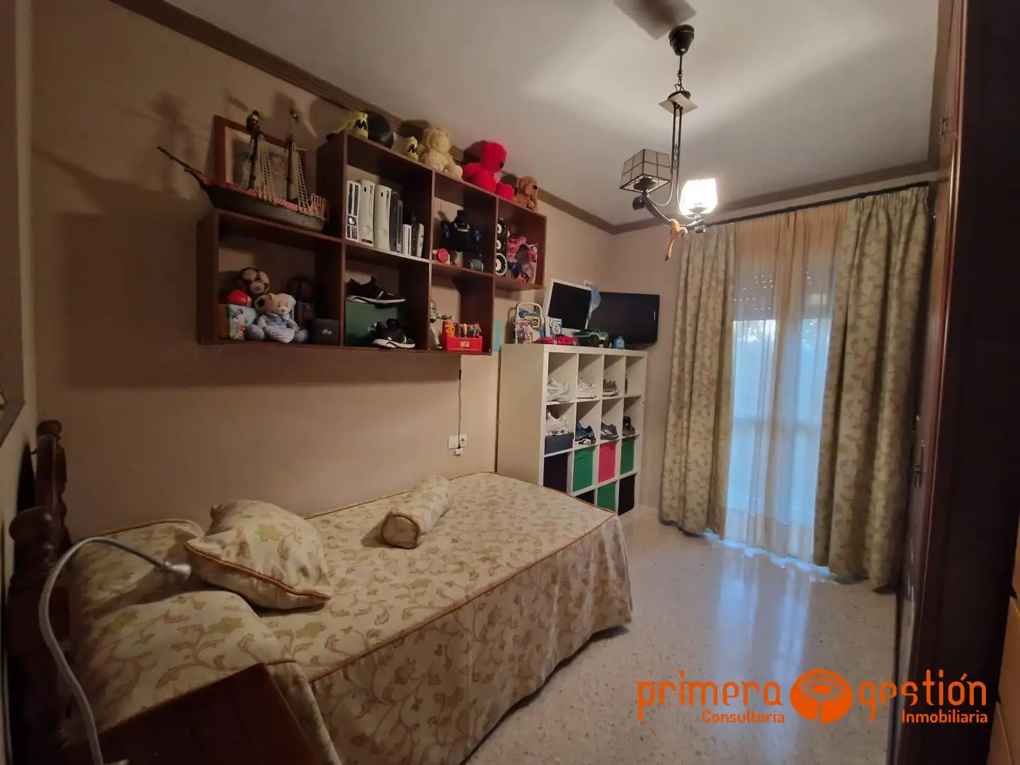 Habitación de Casa o chalet en venta en Lora del Río con Aire acondicionado, Calefacción y Terraza