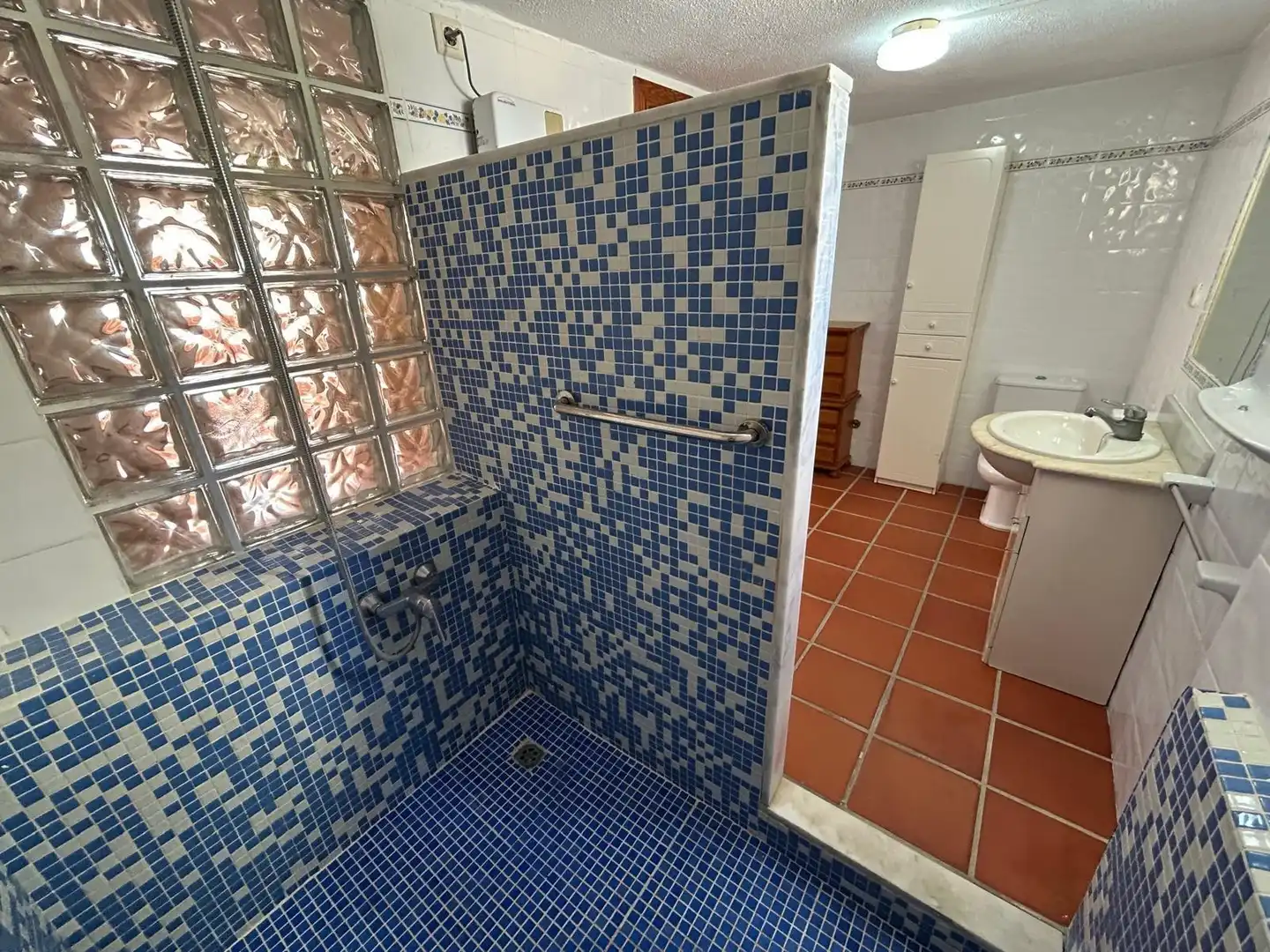 Baño de Casa o chalet en venta en La Font d'en Carròs con Aire acondicionado, Calefacción y Jardín privado