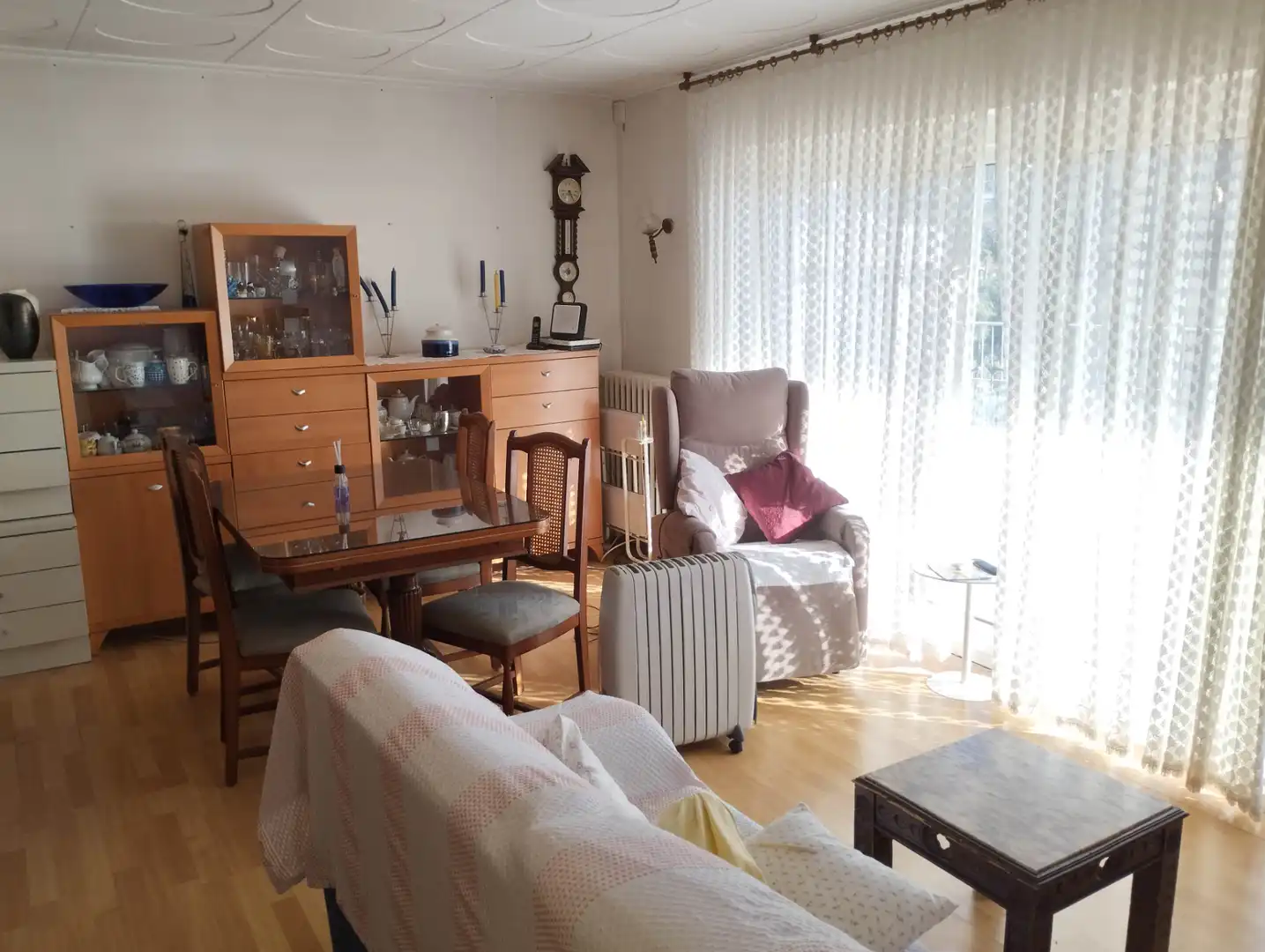 Sala d'estar de Casa o xalet en venda en Cabrils amb Calefacció, Jardí privat i Terrassa