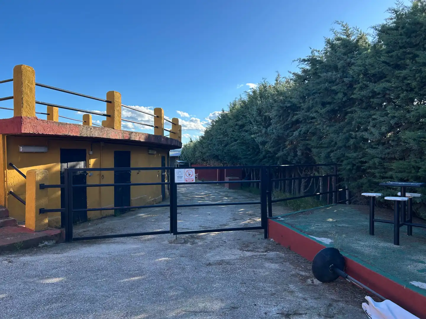 Vista exterior de Finca rústica en venta en Navas del Rey con Calefacción, Jardín privado y Terraza