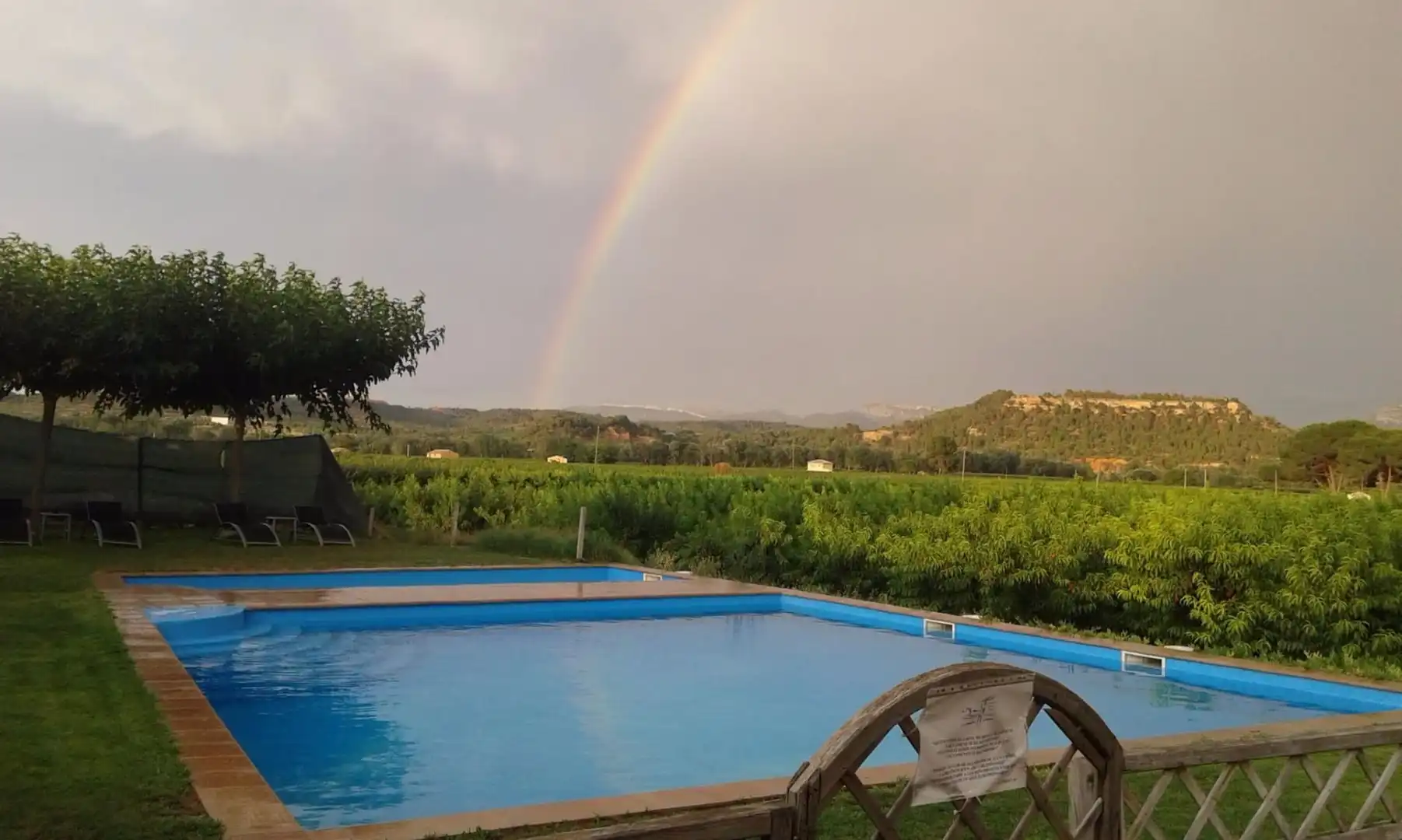 Piscina de Edifici en venda en Benissanet