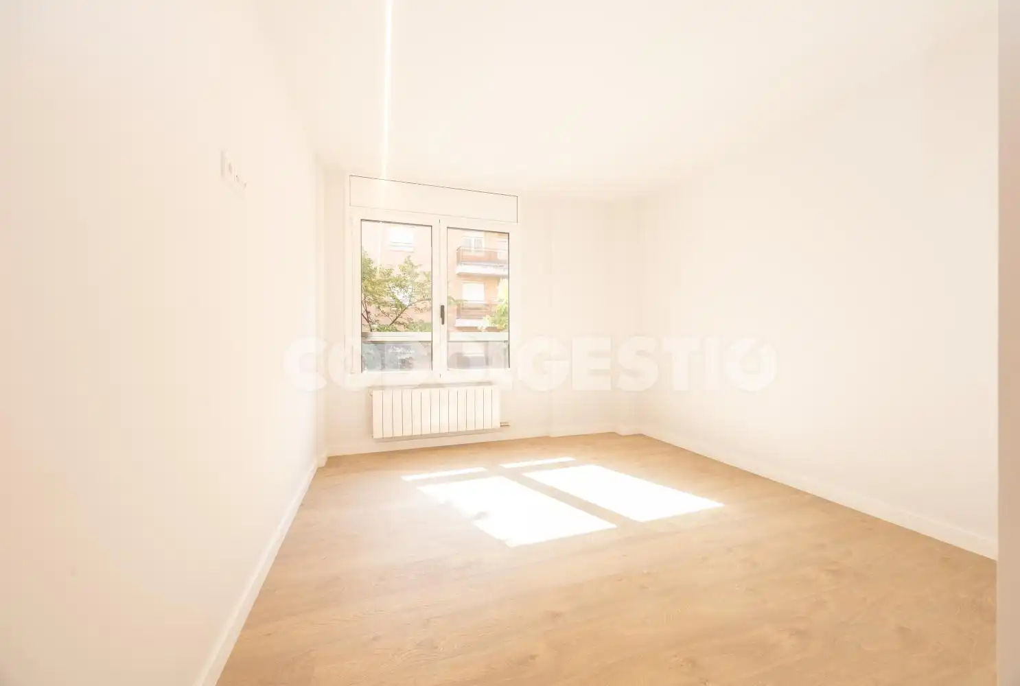 Flat for sale in Ronda Camprodon, 38, Nord