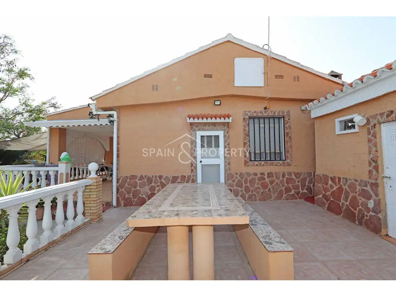 Detached house with pool for sale in Montroi / Montroy, imagen 13